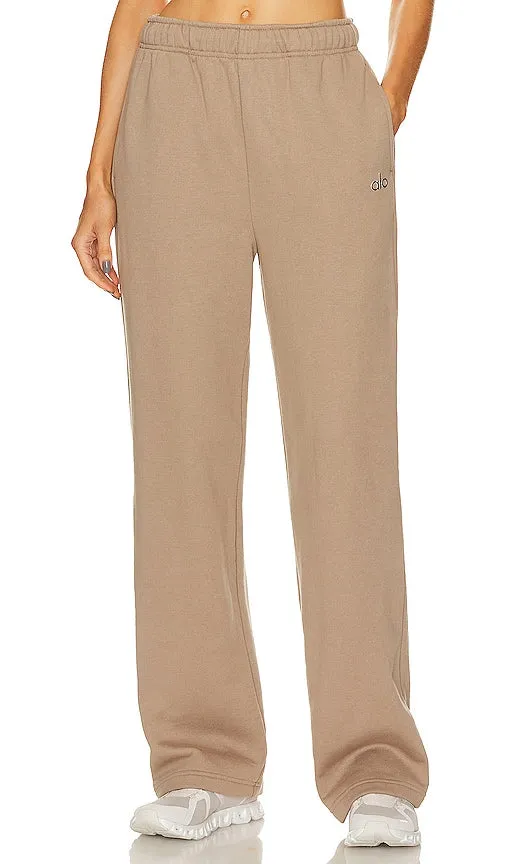 alo Accolade Straight Leg Sweatpant in Neutral