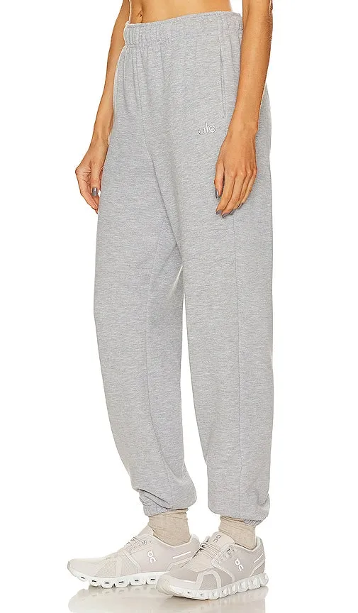 alo Accolade Sweatpant in Light Grey