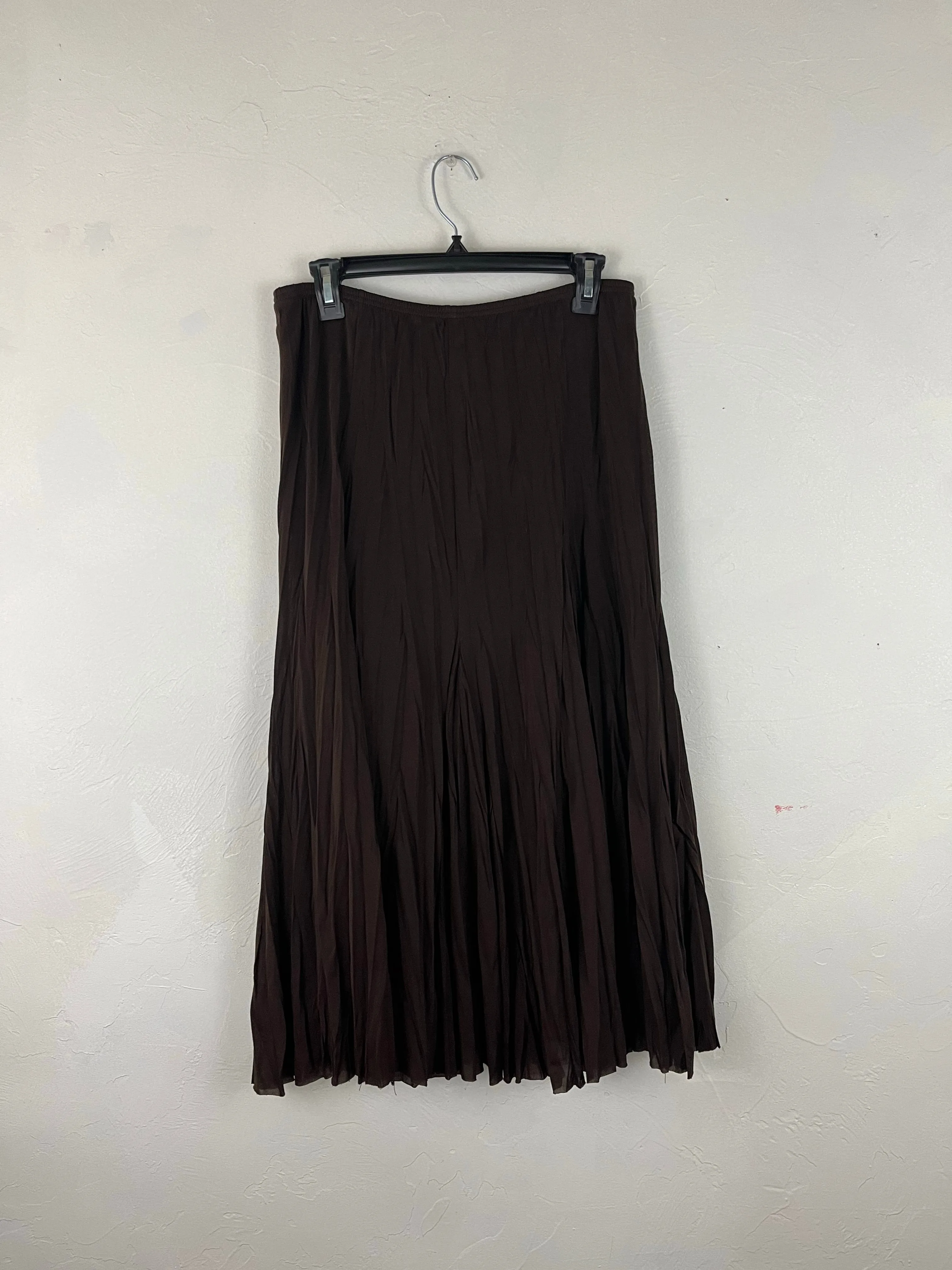 Brown lettuce maxi