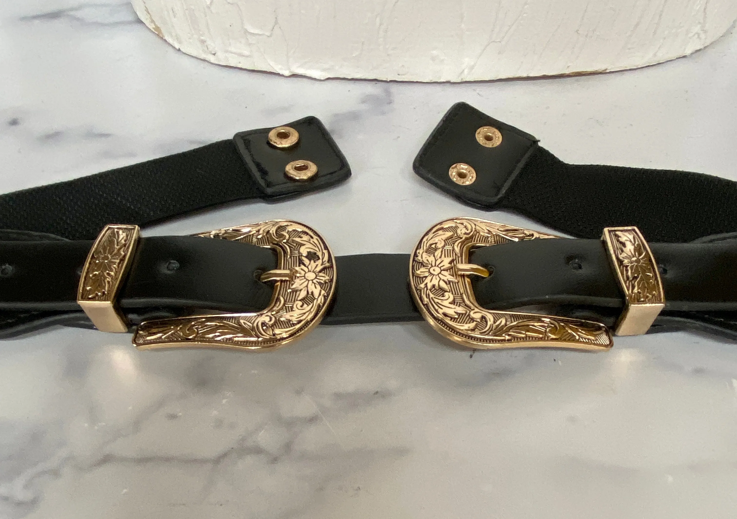 Double belt buckle