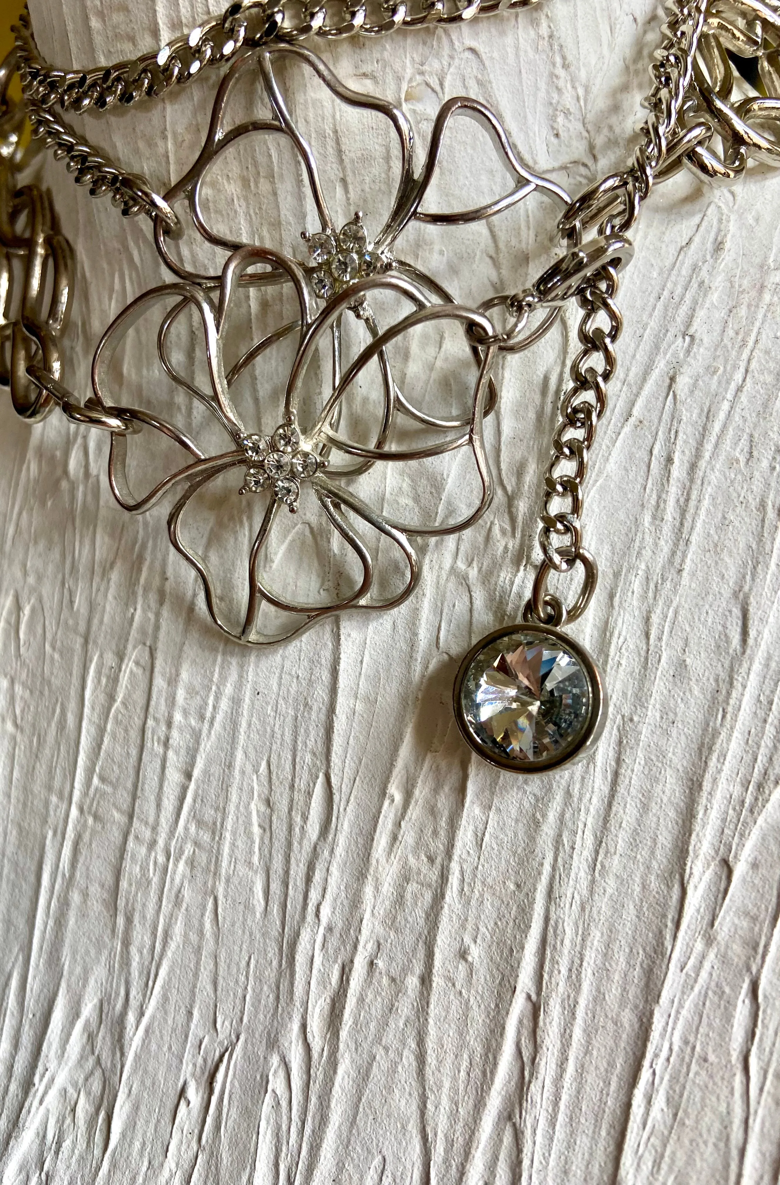 Flowers chain belt