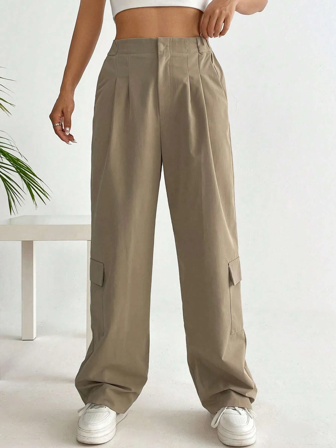 Long Flap Pocket Beige Cargo Pants