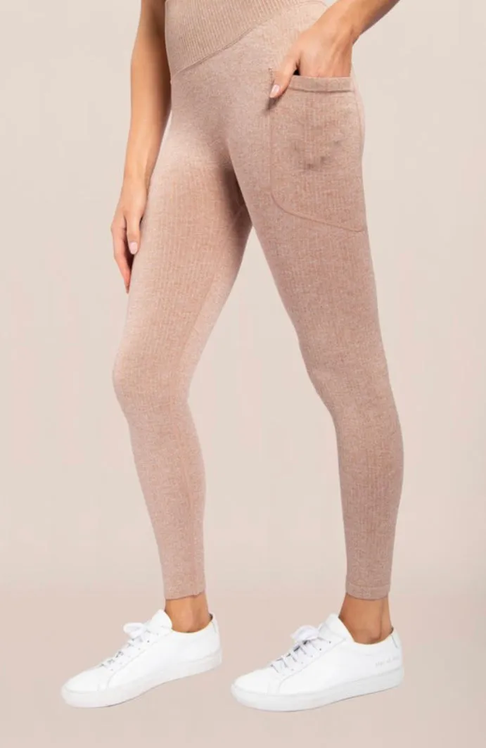 Seamless High Waist Leggings in Mud Color