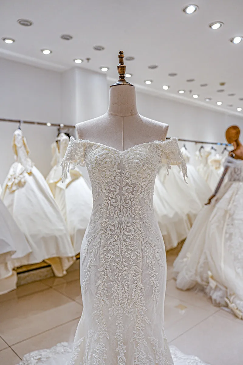 Sweetheart Mermaid Wedding Dress Ivory Lace Vintage style