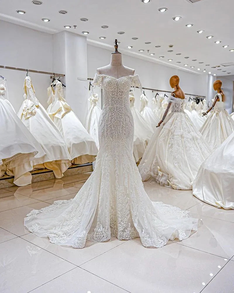 Sweetheart Mermaid Wedding Dress Ivory Lace Vintage style