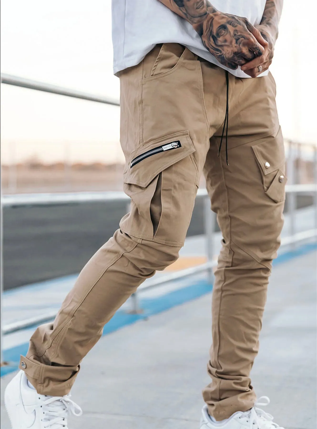 Utility Cargo Pants V11 in Beige